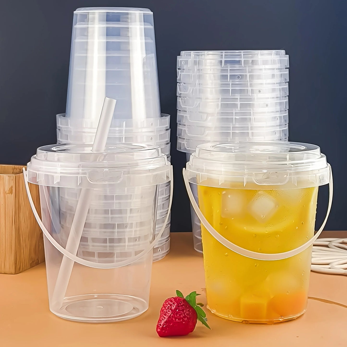 10Pcs 33.81Oz Large Plastic Cups with Lids and Straws